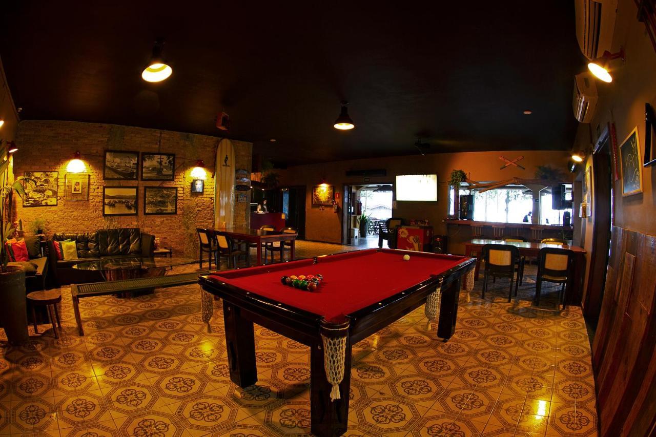Hostel Bagus & Bar *
