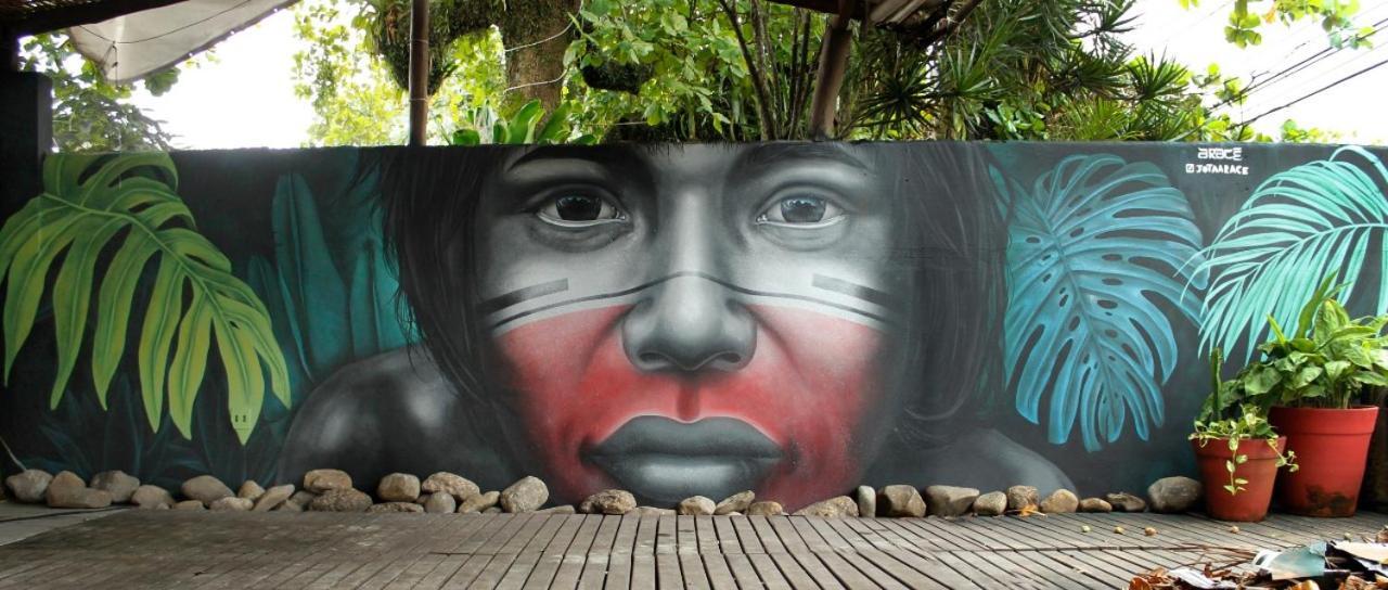 Bagus & Bar Hostel